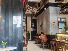 -8PINTS八品脱·日料·烧鸟·精酿小酒馆(莘庄店)