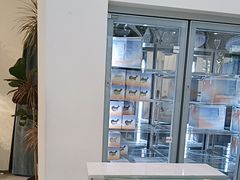 -山与蓝·轻糖鲜果蛋糕(勒泰店)