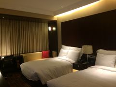 -上海龙之梦万丽酒店