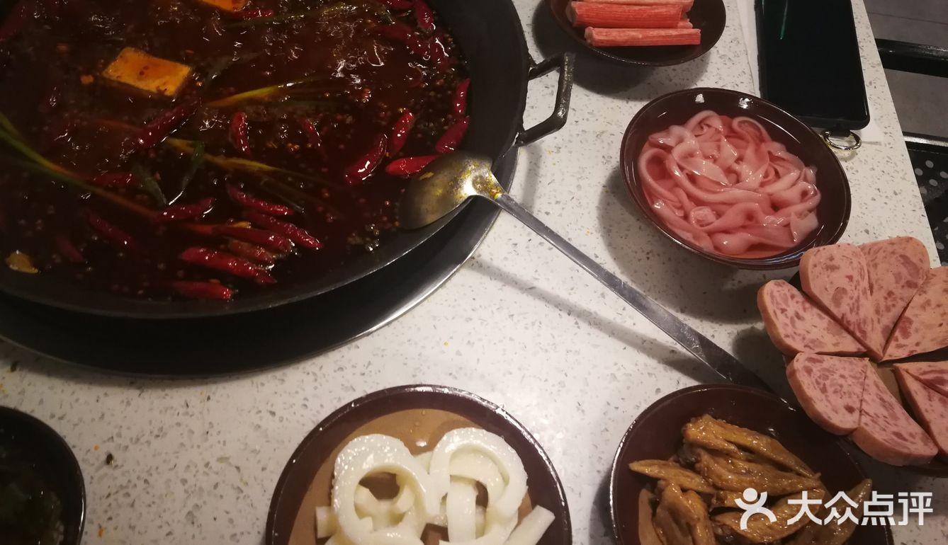 朋友推荐的，去了三次，这是集合了其中两次的图