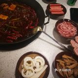 朋友推荐的，去了三次，这是集合了其中两次的图