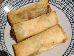 雪菜黄鱼春卷-南小蟹手工點心(三里屯店)