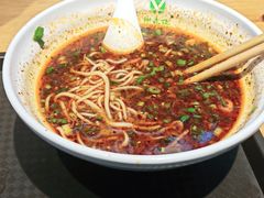-伊麦佳兰州牛肉面清真美食店