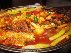 -辣尚瘾·烤鱼·新川菜(牡丹园直营店)