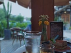 露天位-莫催咖啡