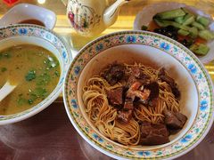 -金杨拉面王小吃面馆·牛三宝面·红烧牛肉粉