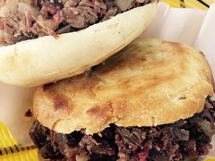 -闫家驴肉火烧(五四店)