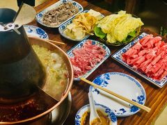 鸳鸯锅底-老铜锅涮羊肉(大连海滨住宅小区店)