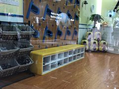 -小马快跑儿童托育中心(华润万家店)