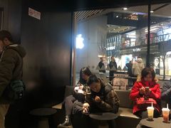 等位区-喜茶(北京三里屯太古里店)