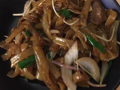 干炒牛河-来龙里 精致 东南亚餐室(万象城店)