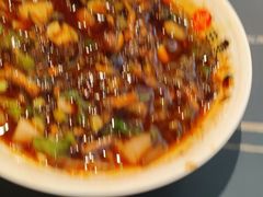 -由衷贵州酸汤牛肉火锅(新桥店)