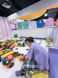 -蹦蹦乐园(南桥百联店)