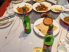 -雪乡人家东北菜·铁锅炖一切(高斯路店)