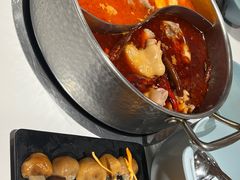 猪手鸳鸯锅-小街猪手(团结湖店)