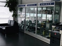 -华胜奔驰宝马奥迪专修连锁(虹梅南路店)