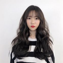 -变画·发型STUDIO