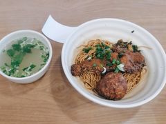 -佬钱湾仔(衣裳街店)