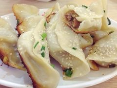 iphone_upload_pic-小姜锅贴(凤凰街店)