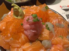 三文鱼火山丼-魔丼屋(日月光店)
