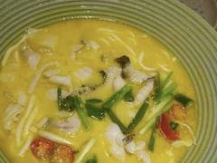 QQ酸汤鱼-蜜桃餐厅·江浙融合菜(荟聚购物中心店)