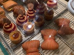 -VERIE BAKEHOUSE