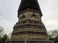 -玲珑塔公园
