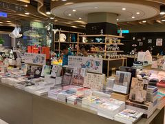 -诚品(信义店)