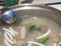-喃喃椰·糟粕醋·椰子鸡火锅(七堡花园店)