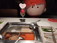 -海底捞火锅鲜切牛肉主题店(长寿路店)