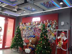 -嗨翻Hi-Fun竞技主题乐园·蹦床亲子生日轰趴(国光1937店)