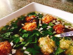 丸子汤-清宫宴酒楼·计氏松枝包子