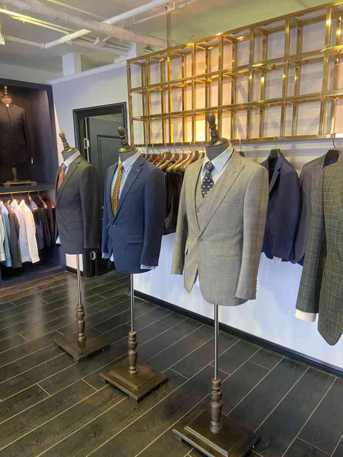fanzy梵玺高级西服定制(沈阳店)-"同事介绍到店的[糖果],店的位置很好