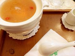 秋梨燕窝-燕庭·纯燕窝·甜品下午茶(南京西路店)