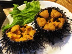 生吃海胆-海味当家·蒸锅海鲜(星海公园店)