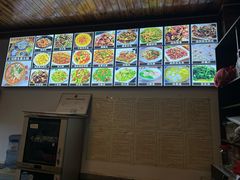 -鸡足缘·海稍鱼•野生菌火锅