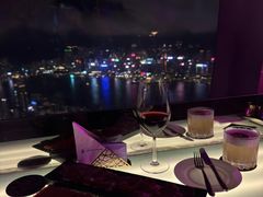 -OZONE 顶楼酒吧(香港丽思卡尔顿酒店)