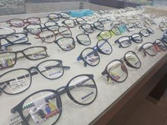 -明月眼镜(三坝店)