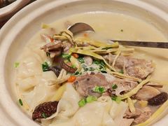 馄饨老鸭煲-東大方(瓶窑广场店)