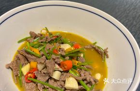 Spicy Stir-fried Beef Tenderloin