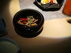凤梨虾球-穹六人间 people 6(岳阳路店)
