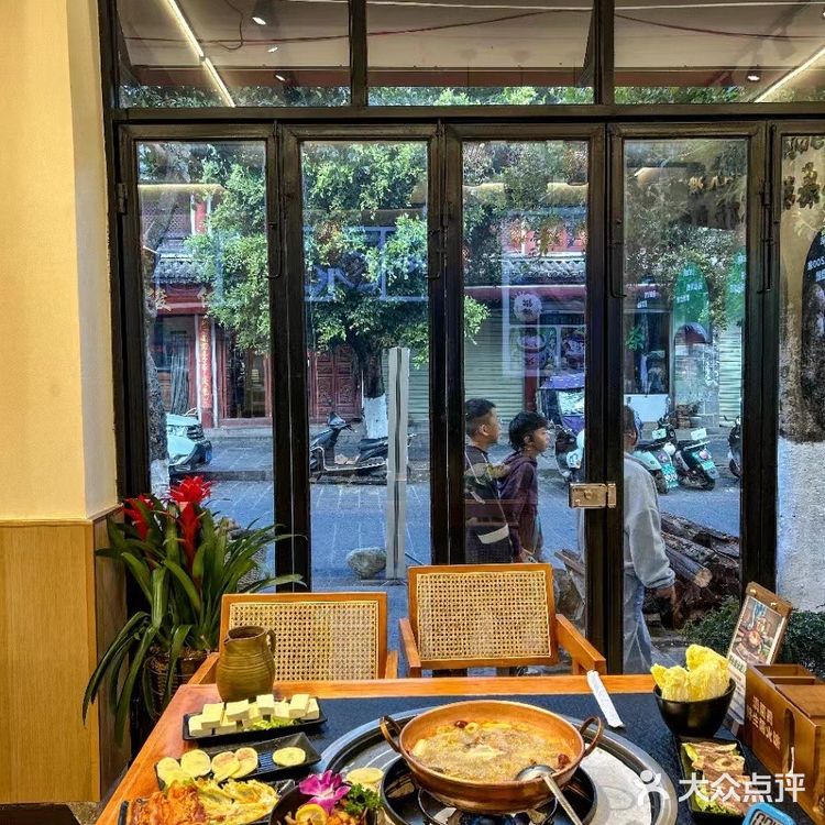 为了这口野生菌火锅还要再来云南10086次