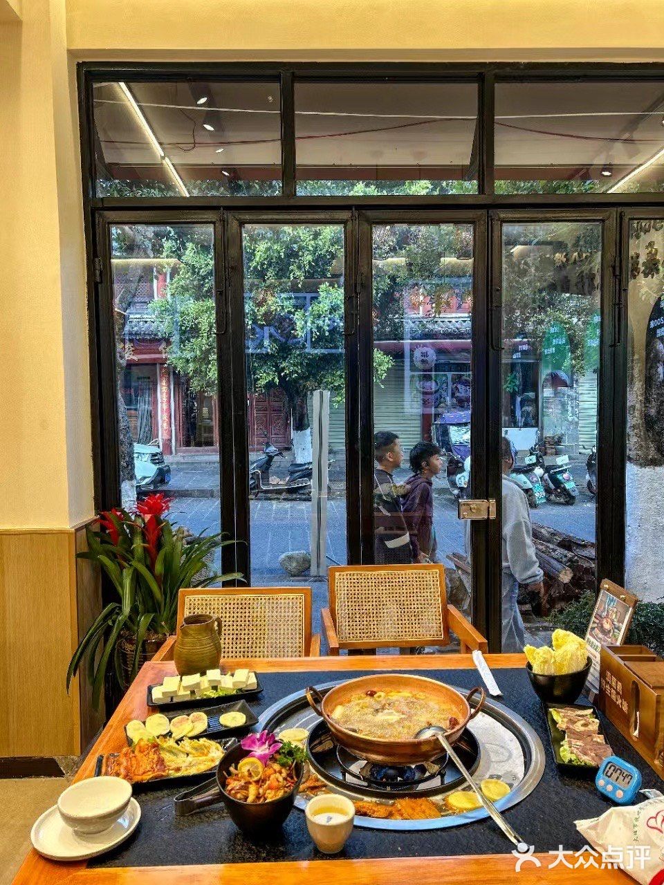 为了这口野生菌火锅还要再来云南10086次