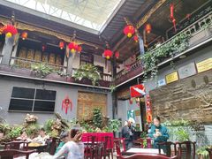 -蔼若春.传承三十年云南菜(金碧公园店)