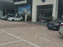 -上汽大众4S店(上海冠松店)