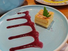 -米德维奇俄式西餐厅(西六道街店)