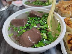 猪红汤-八珍·广式煎饺·广州老字号(北京路总店)