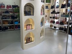 -六六奢品·vintage中古·回收二手奢侈品包包手表首饰(环球港店)