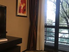 -上海怡沁园度假酒店