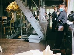 -穹六人间 people 6(岳阳路店)